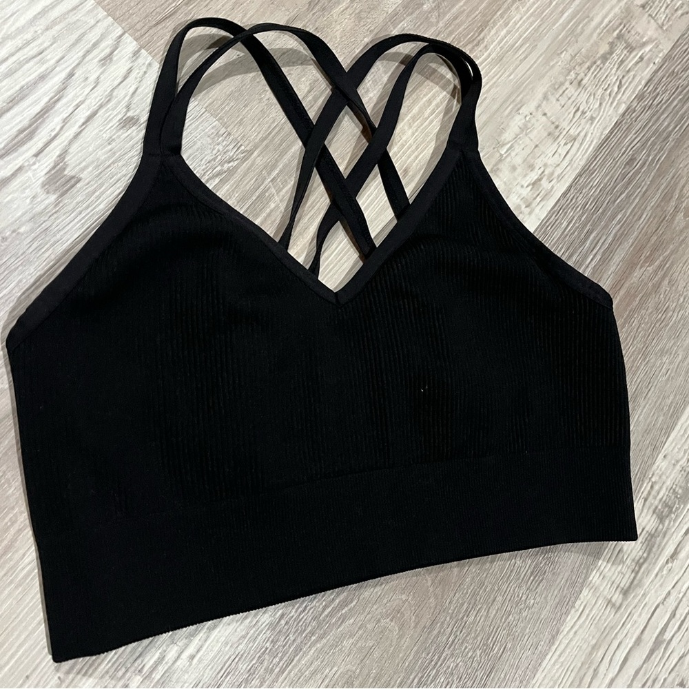 Black Aerie sports bra size xl